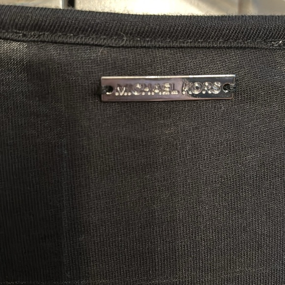 MICHAEL Michael Kors Women's Red and Black T-shirt - Picture 5 of 5